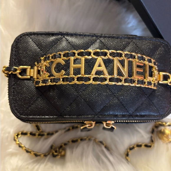 CC Novelty Black Top Handle Makeup Bag with Gold Chain - Picture 5 of 11